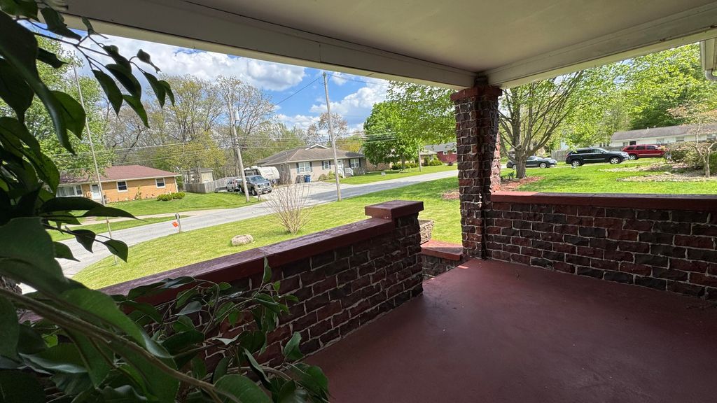 Photo of 424 Yanke Road, Trail Creek, IN 46360 (MLS # 838313)