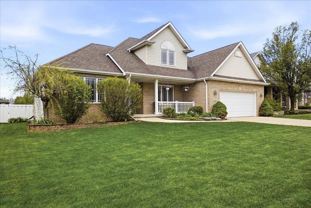 Photo of 9360 Calumet Street, Dyer, IN 46311 (MLS # 837388)