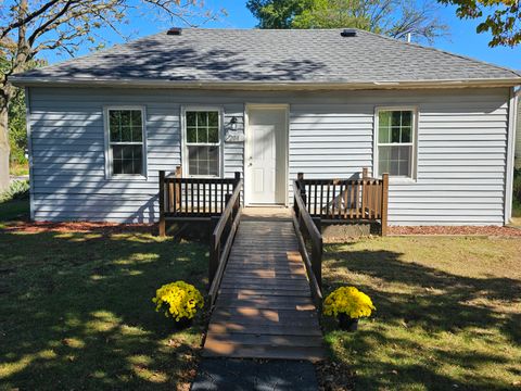 204 Bies Street, Michigan City, IN 46360 - #: 829157