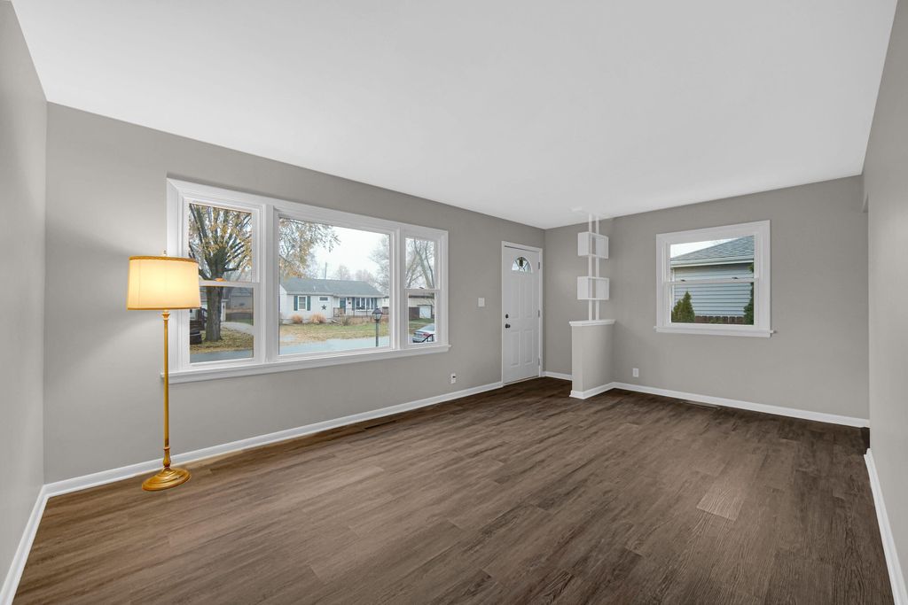 Photo of 3302 Eder Street, Highland, IN 46322 (MLS # 831357)