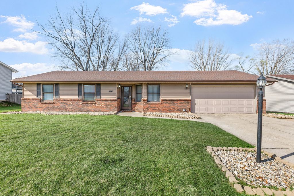 Photo of 4140 W 73rd Place, Merrillville, IN 46410 (MLS # 836792)