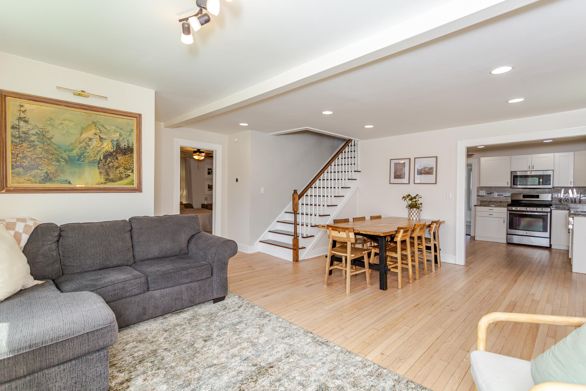 276 W Main Street
