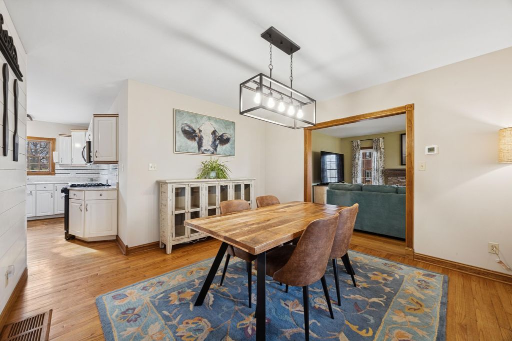 Photo of 248 Skyline Drive, Valparaiso, IN 46385 (MLS # 831285)