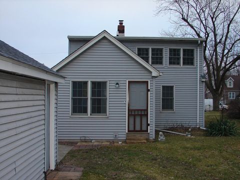 Single Family Residence in Hammond IN 7614 New Hampshire Avenue 8.jpg