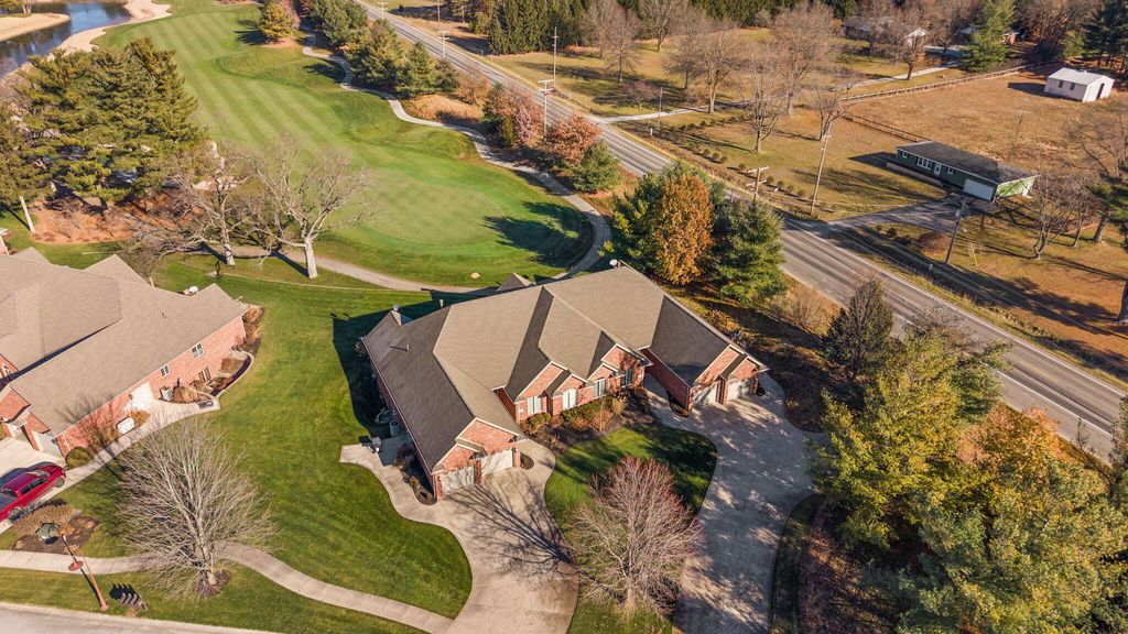 Photo of 5540 Fountain View Drive, Wheatfield, IN 46392 (MLS # 831450)