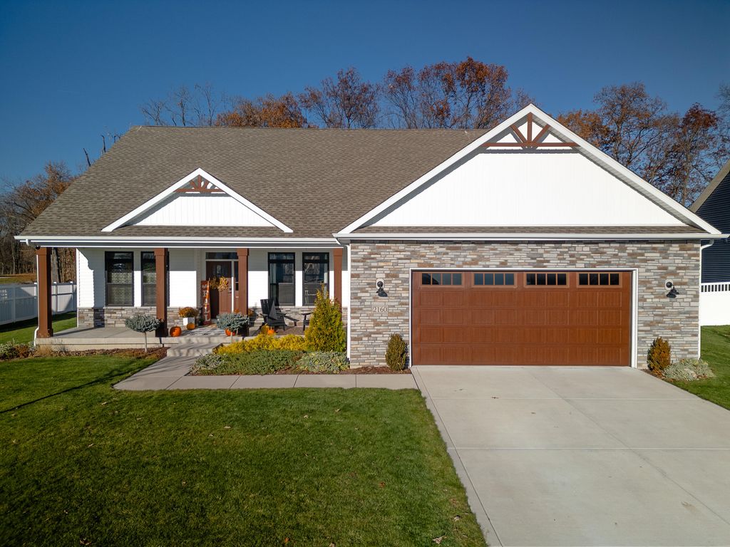 Photo of 2160 Hickory Drive, Hobart, IN 46342 (MLS # 831345)