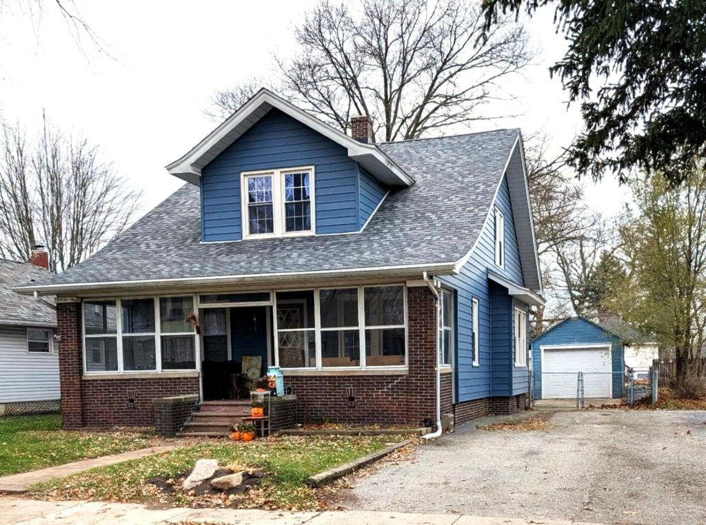 Photo of 151 Faulknor Street, Michigan City, IN 46360 (MLS # 831316)