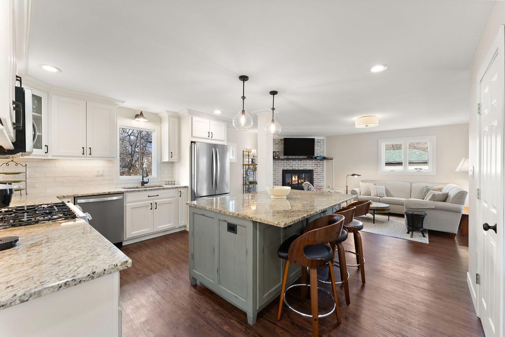 Photo of 303 Weston Street, Valparaiso, IN 46385 (MLS # 836154)