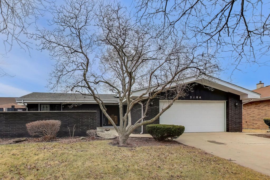 Photo of 2104 Cardinal Drive, East Chicago, IN 46312 (MLS # 834981)