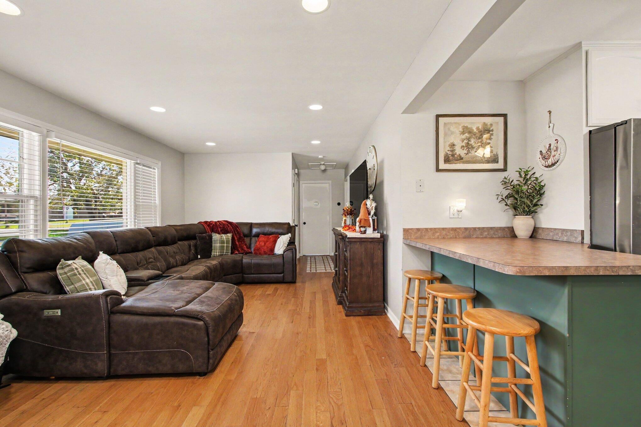 8042 Tapper Avenue