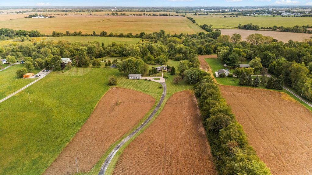 Photo of 17635 White Oak Avenue, Lowell, IN 46356 (MLS # 835695)