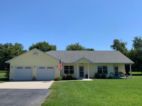 409 S Jefferson Street, Hebron, IN 46341 - #: 823168
