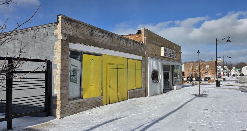 Photo of 614 S Lake Street, Gary, IN 46403 (MLS # 832968)