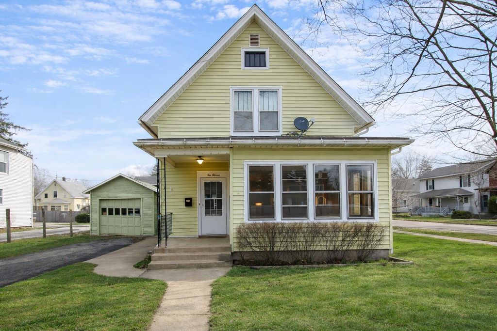 Photo of 1011 Jackson Street, La Porte, IN 46350 (MLS # 835871)