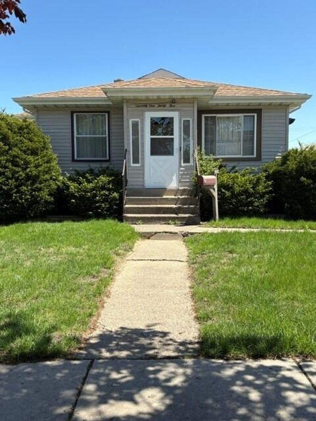 Photo of 7135 Oakdale Avenue, Hammond, IN 46324 (MLS # 838049)