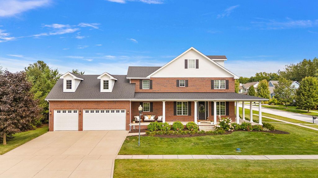 Photo of 1040 Kilarney Road, Chesterton, IN 46304 (MLS # 834236)