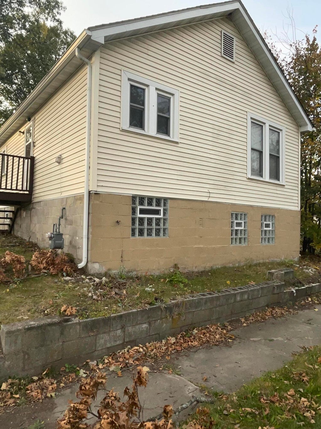 Photo of 3760 Sandusky Street, Hobart, IN 46342 (MLS # 847369)
