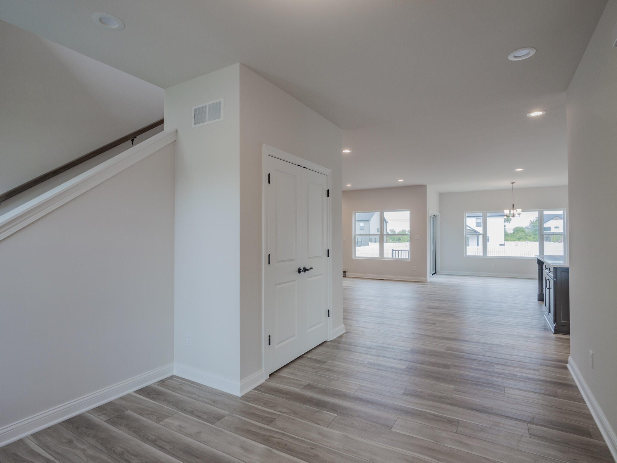 9905 Beacon Pointe Lane