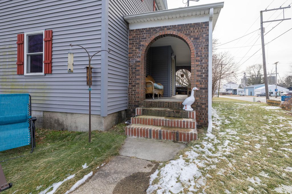 Photo of 405 N Polk Street, Morocco, IN 47963 (MLS # 832551)