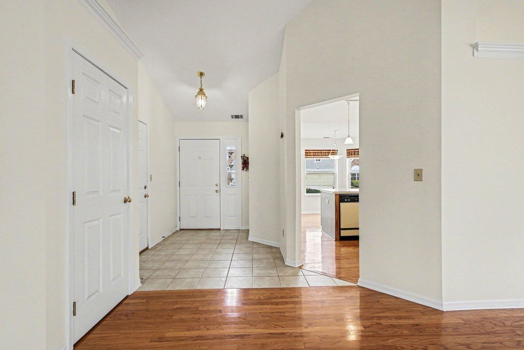 Photo of 655 Surrey Walk Drive, Valparaiso, IN 46385 (MLS # 835723)