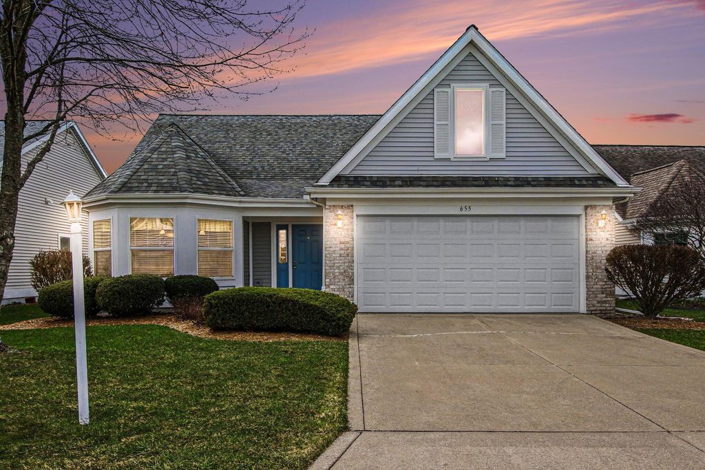 Photo of 655 Surrey Walk Drive, Valparaiso, IN 46385 (MLS # 835723)