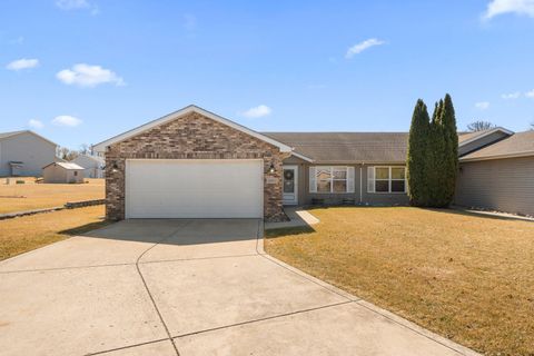 4401 W 73rd Court, Merrillville, IN 46410 - #: 828185