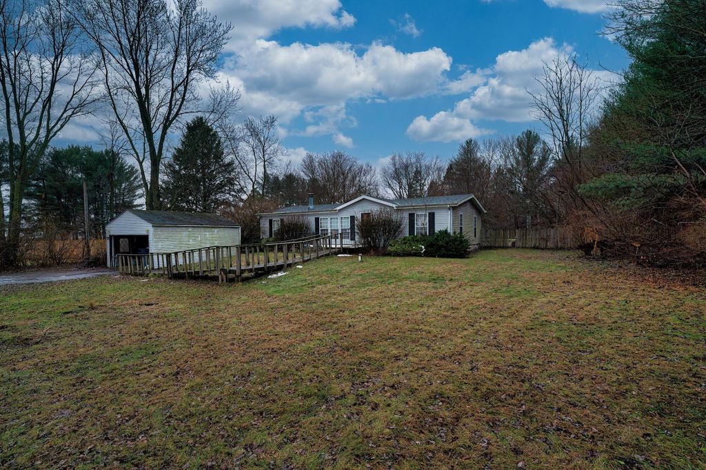Photo of 892 S 500 W, Hebron, IN 46341 (MLS # 832058)