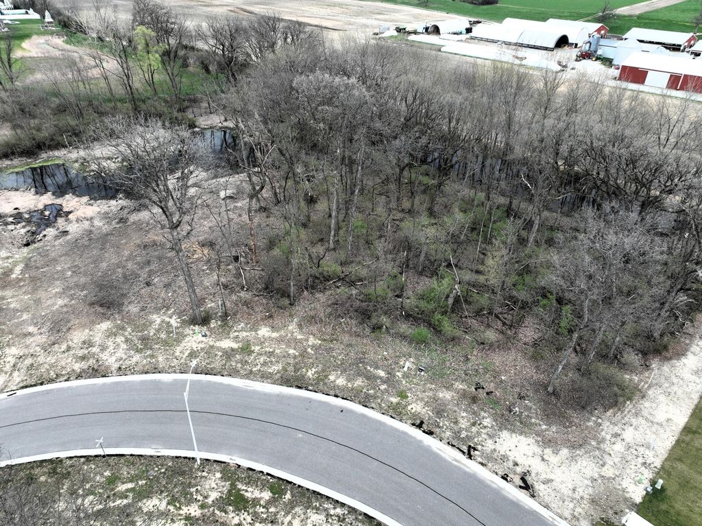 Photo of 9539 112th Street, Saint John, IN 46373 (MLS # 836788)