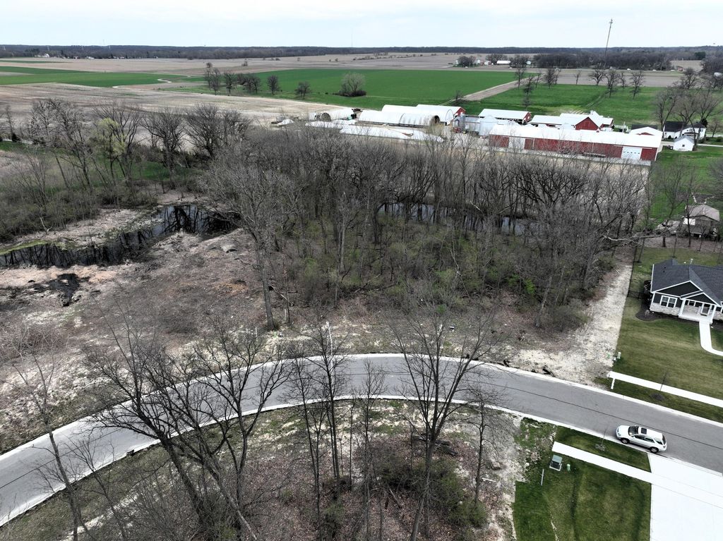 Photo of 9539 112th Street, Saint John, IN 46373 (MLS # 836788)