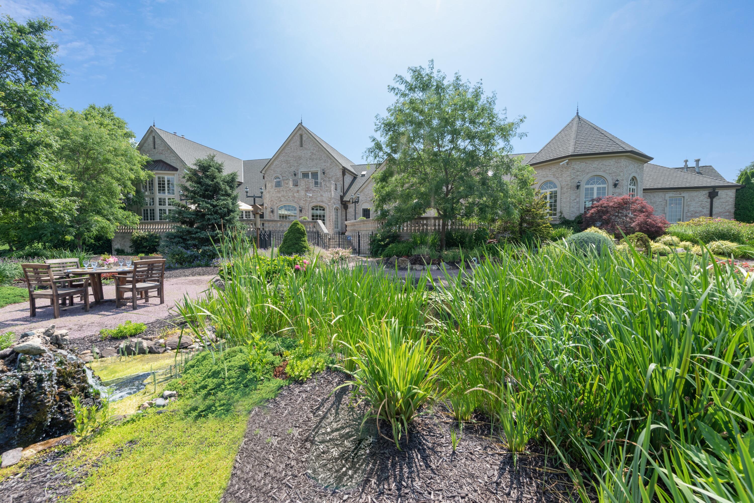 1700 Littler Drive