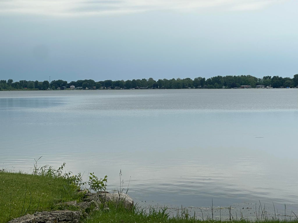 Photo of 4480 Pleasant Point Lane, Bremen, IN 46506 (MLS # 842107)