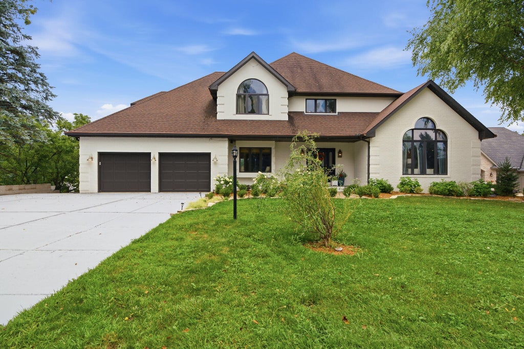 Photo of 452 Scarborough Road, Valparaiso, IN 46385 (MLS # 843597)