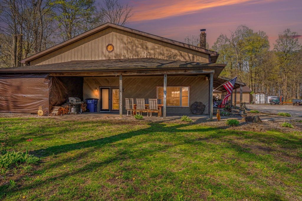 Photo of 754 S Forrester Road, La Porte, IN 46350 (MLS # 837829)