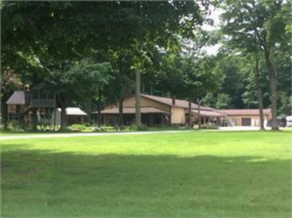 Photo of 754 S Forrester Road, La Porte, IN 46350 (MLS # 837829)