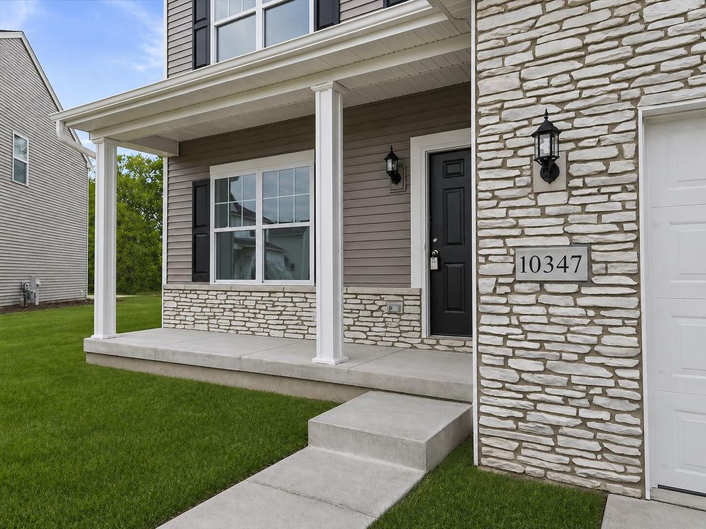 Photo of 10347 Nevada Court, Crown Point, IN 46307 (MLS # 839088)