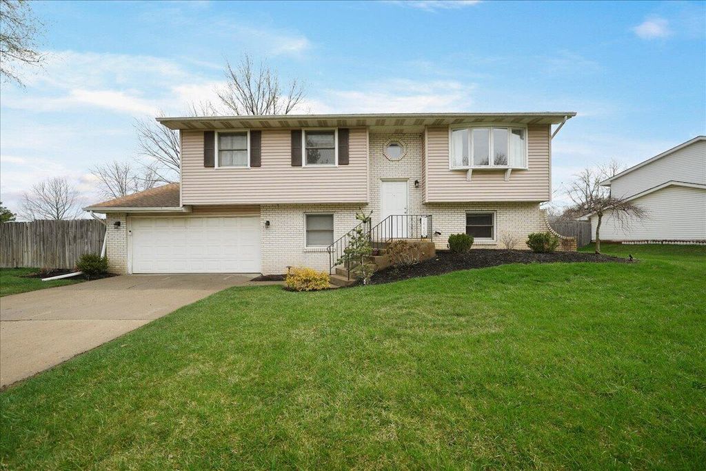 Photo of 14400 Riskin Road, Cedar Lake, IN 46303 (MLS # 836499)