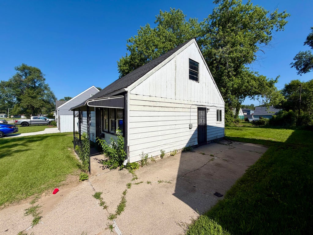 Photo of 3722 W 20th Place, Gary, IN 46404 (MLS # 841876)
