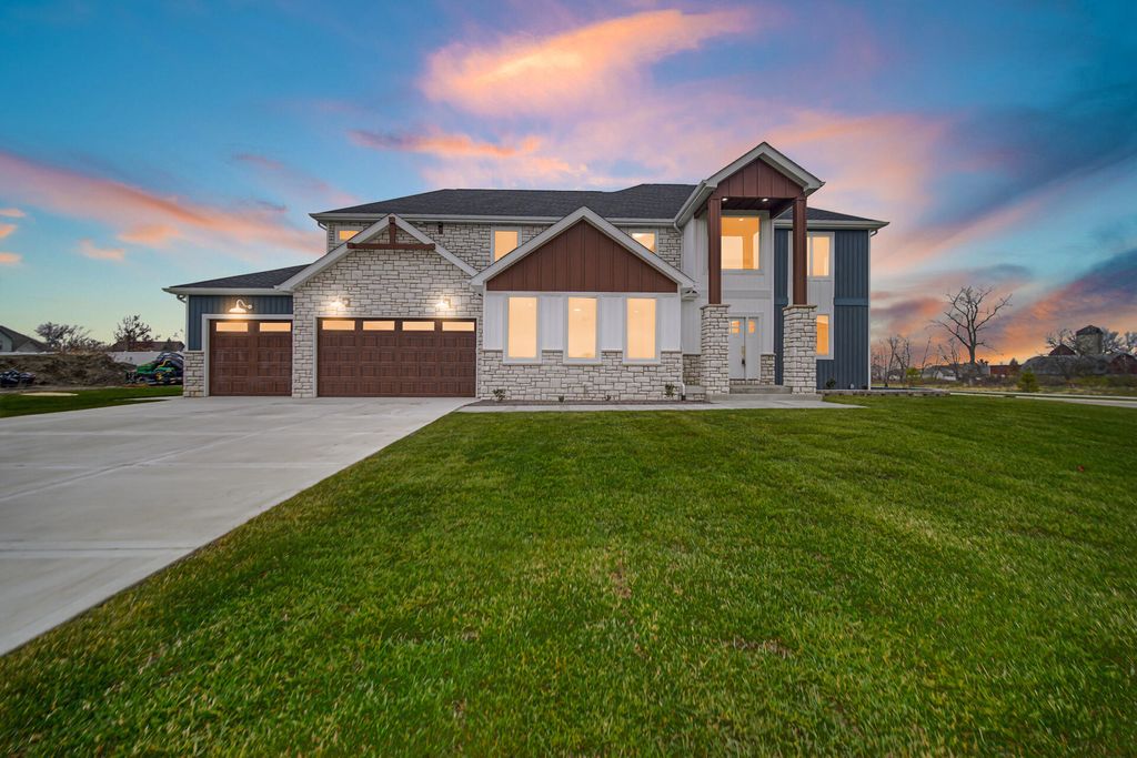 Photo of 7382 Brookhaven Drive, Crown Point, IN 46307 (MLS # 831349)