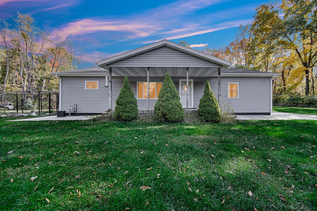 Photo of 443 N 700 W, La Porte, IN 46350 (MLS # 847350)