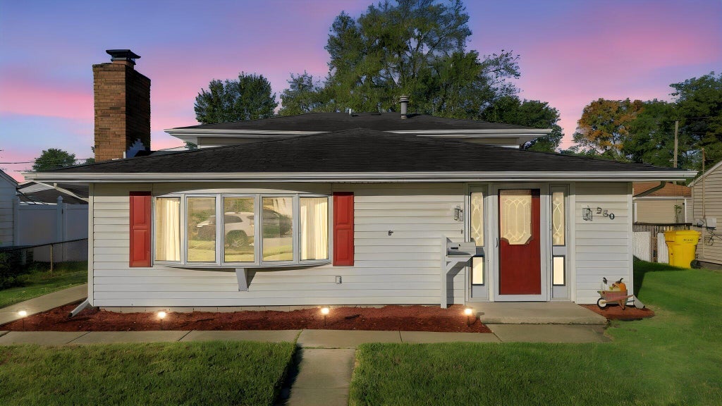 Photo of 230 N Arbogast Street, Griffith, IN 46319 (MLS # 846839)