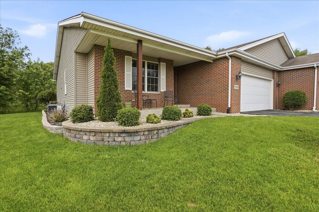 Photo of 6760 Coffman Drive, Schererville, IN 46375 (MLS # 839847)