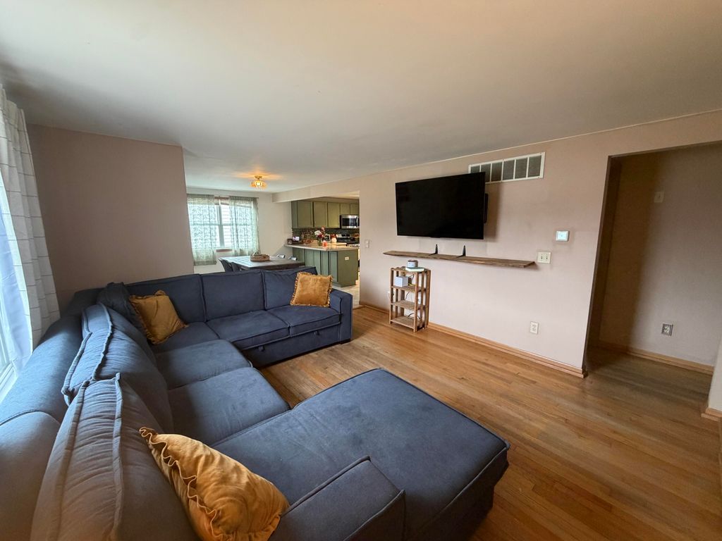 Photo of 17710 Holtz Road, Lowell, IN 46356 (MLS # 832808)