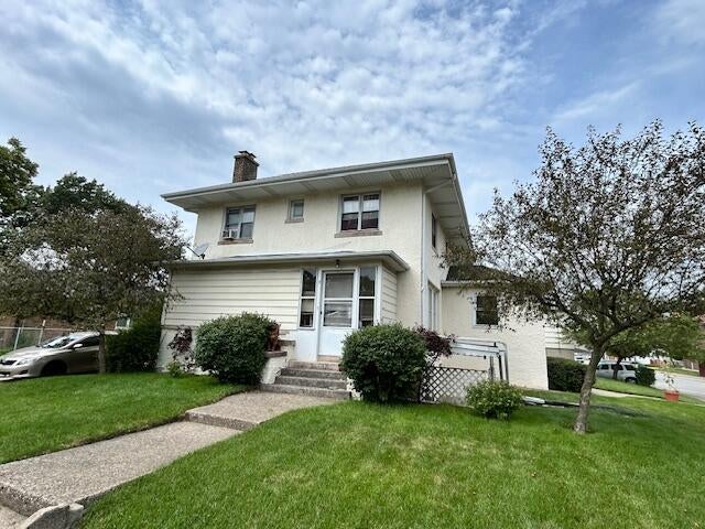 Photo of 4 Ruth Street, Calumet City, IL 60409 (MLS # 842030)