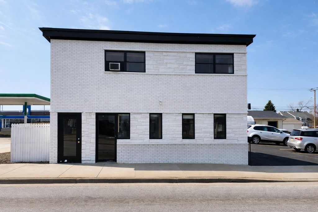 Photo of 6434 Calumet Avenue, Hammond, IN 46324 (MLS # 840786)