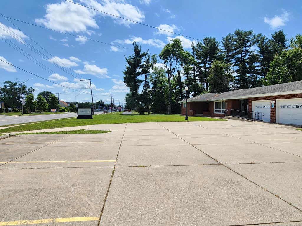 Photo of 3060 Willowcreek Road, Portage, IN 46368 (MLS # 844291)