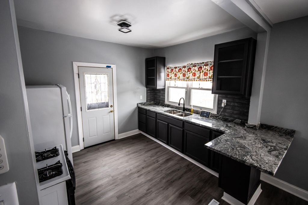 Photo of 4181 Monroe Street, Gary, IN 46408 (MLS # 833914)