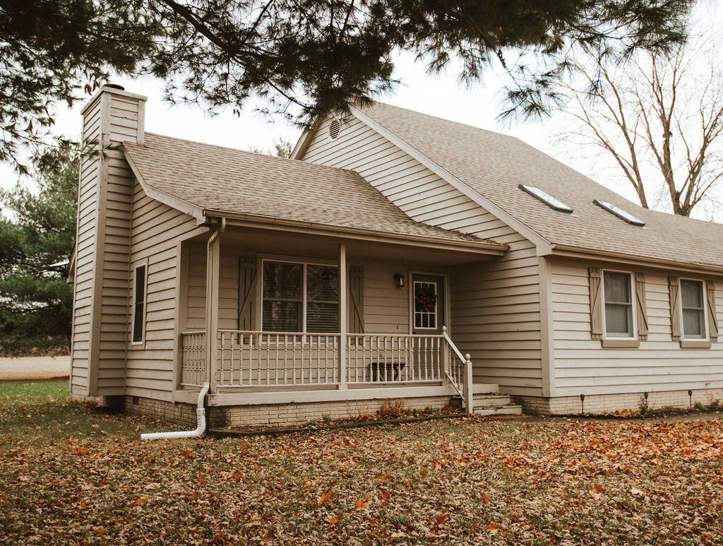 Photo of 11215 N 80 W, Wheatfield, IN 46392 (MLS # 831361)