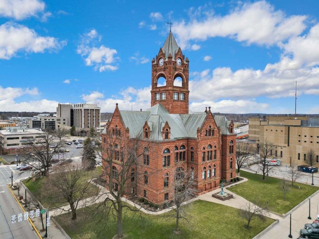 Photo of 703 Michigan Avenue #100, La Porte, IN 46350 (MLS # 817207)