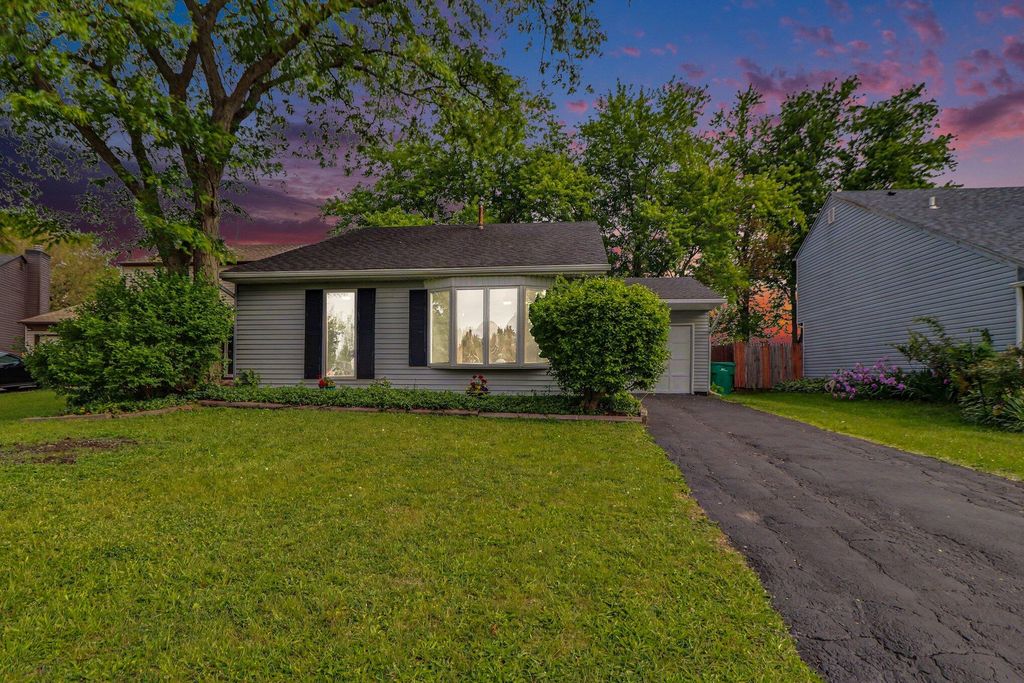 Photo of 1140 W 59th Place, Merrillville, IN 46410 (MLS # 839319)
