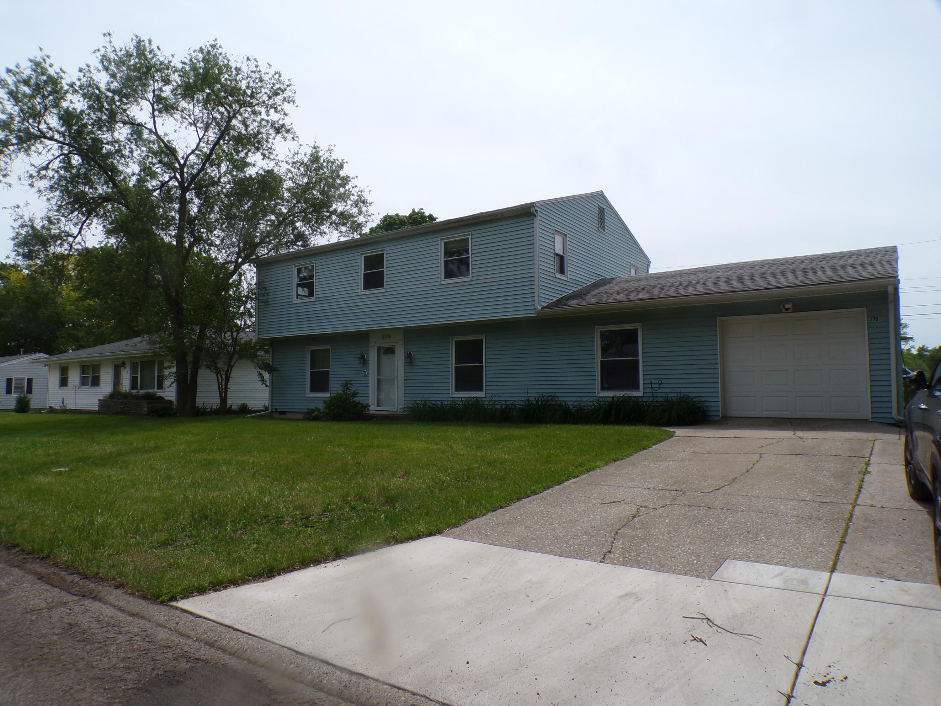 Photo 1 of 37 — 378 Briarwood Drive, Valparaiso, IN 46385